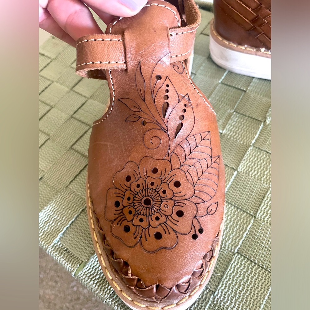 Floral Mexican Guaraches
